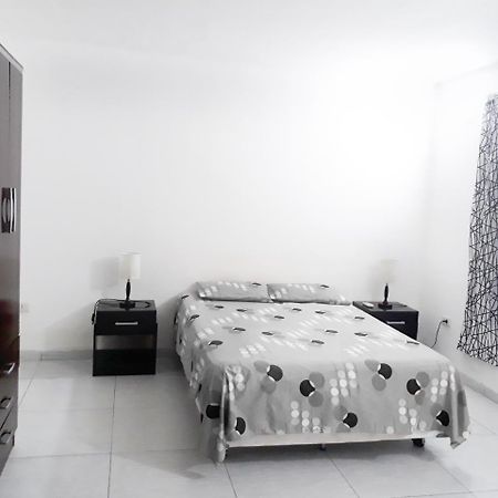 City Lodge Apart Santa Cruz de La Sierra Εξωτερικό φωτογραφία